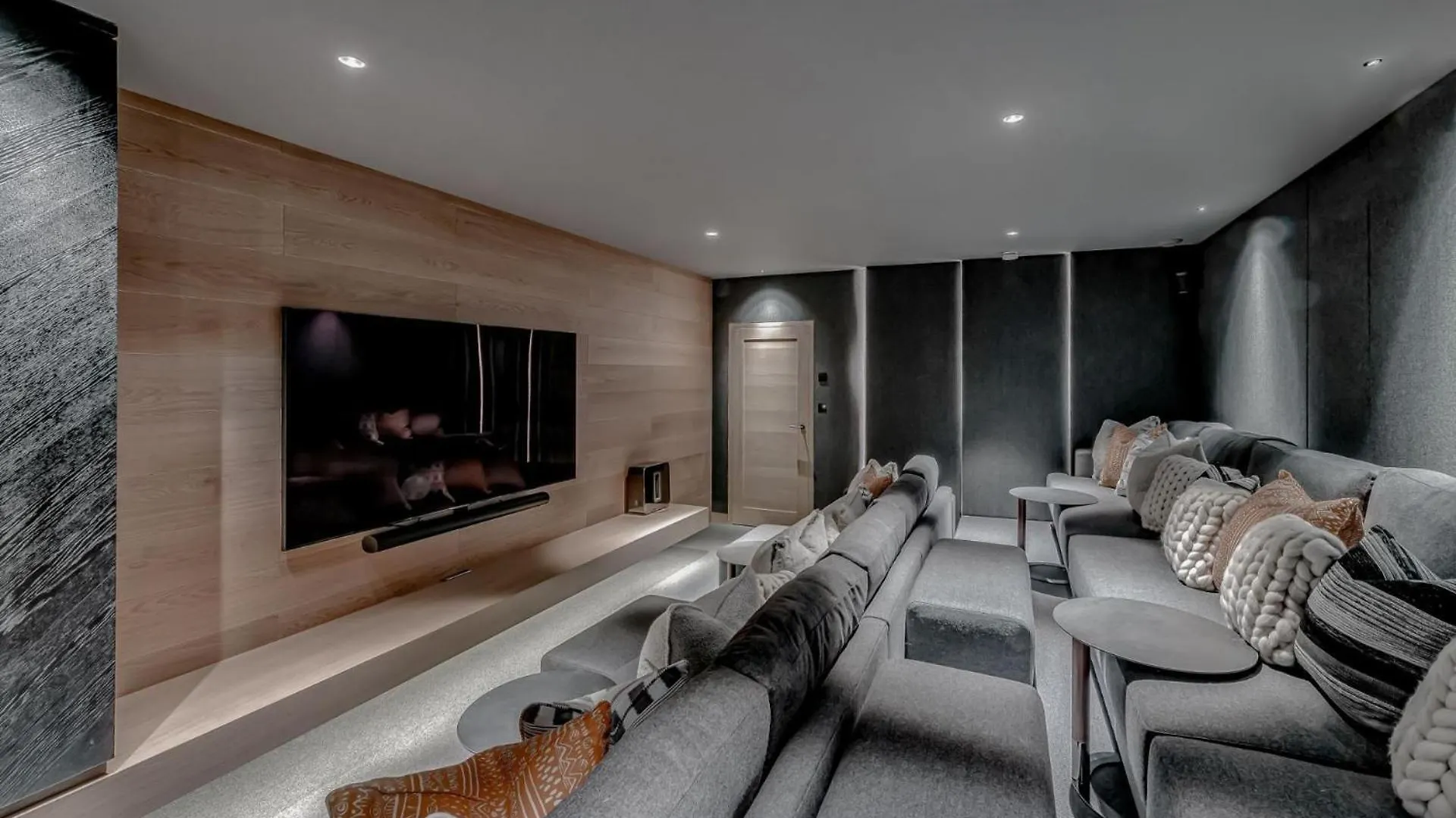 Luxurious Chalet Soelden With Pool 빌라