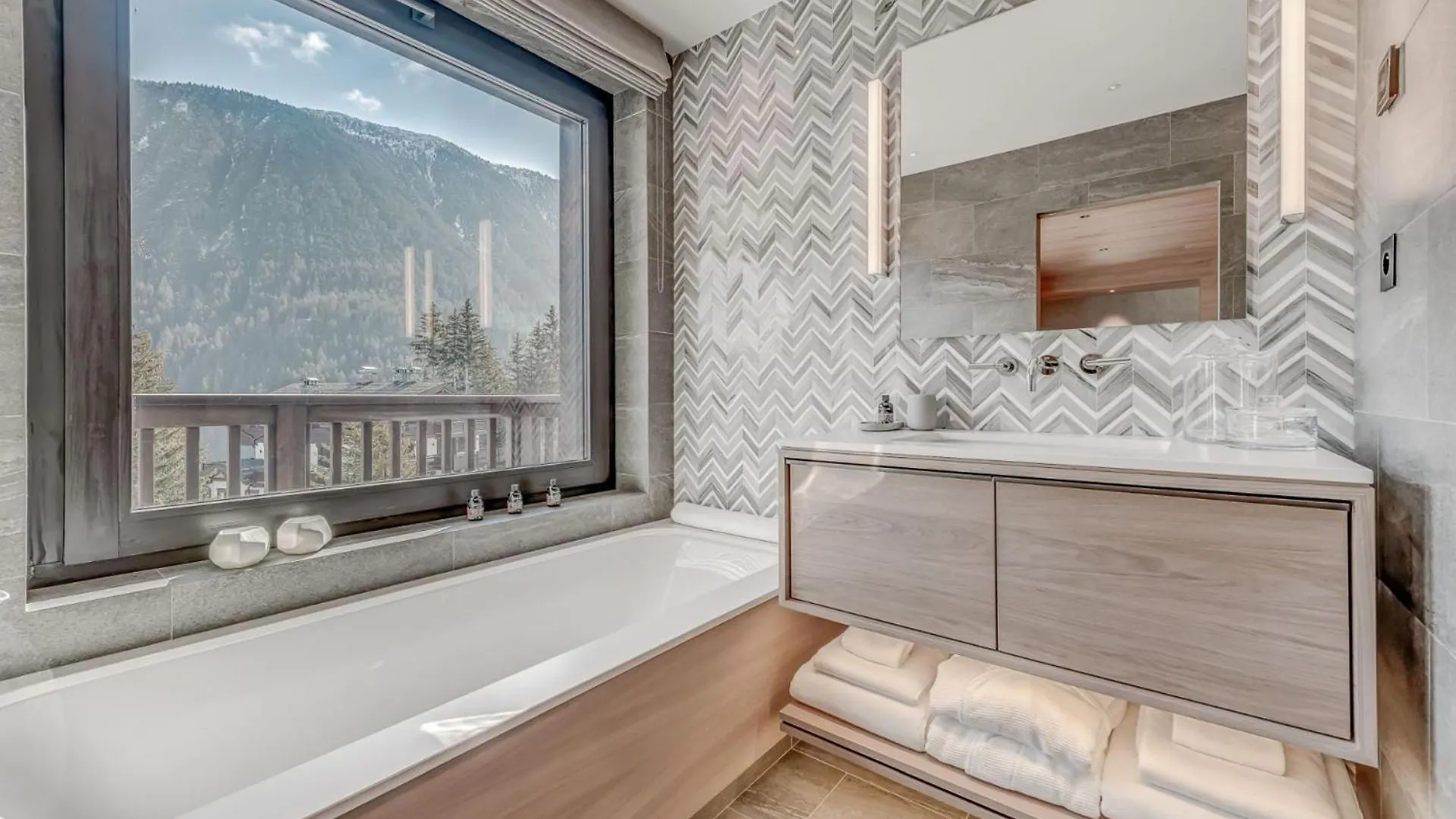 Luxurious Chalet Soelden With Pool 빌라